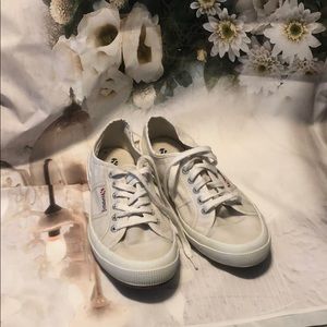 Used sneakers by superga size 40